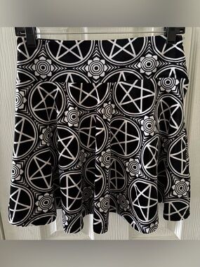 Killstar Pentagram Skater Skirt. Size Med, Y2K, Punk, Glam Witch. Coven. Emo.